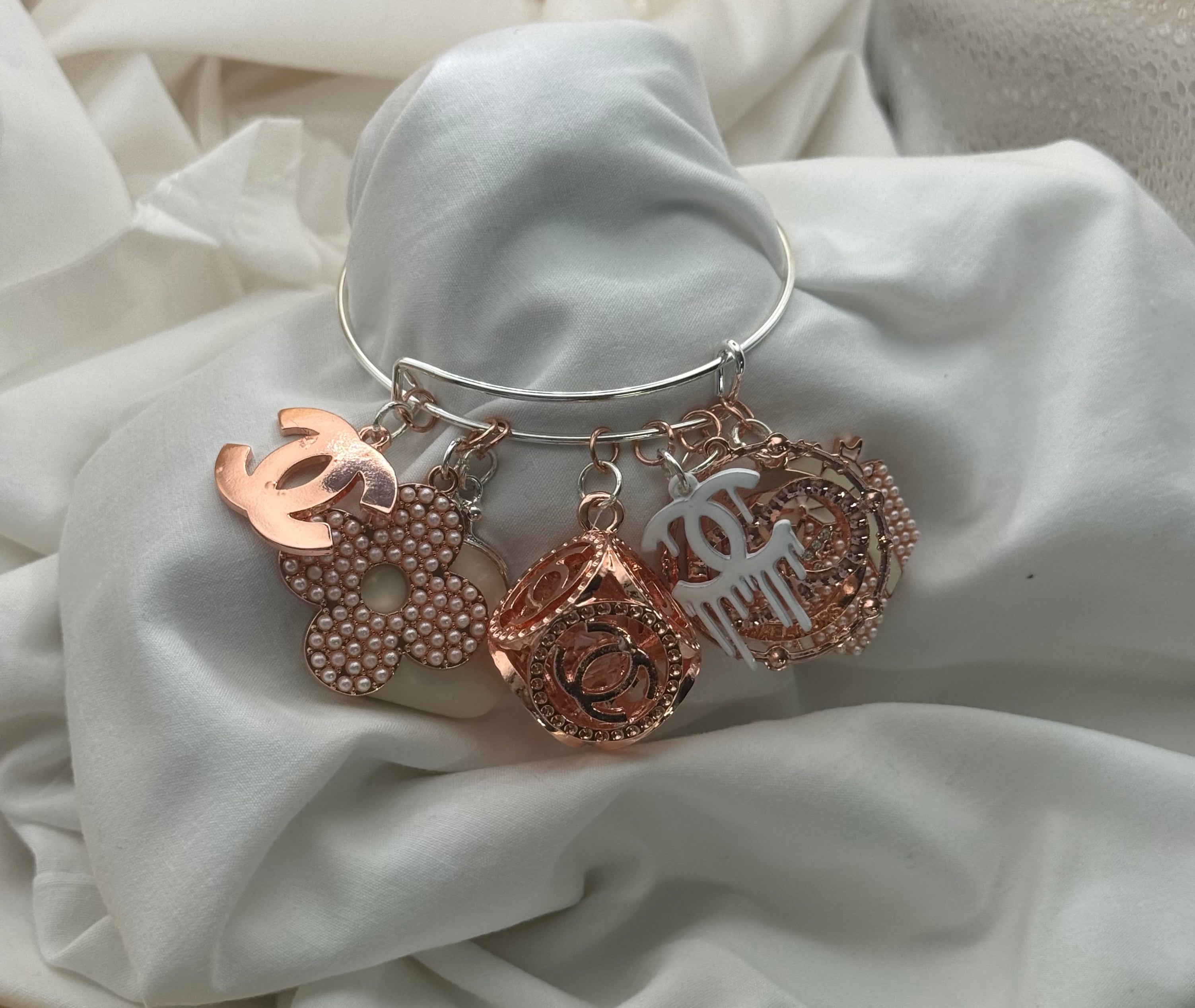 Diva In Bloom Charm Bangle